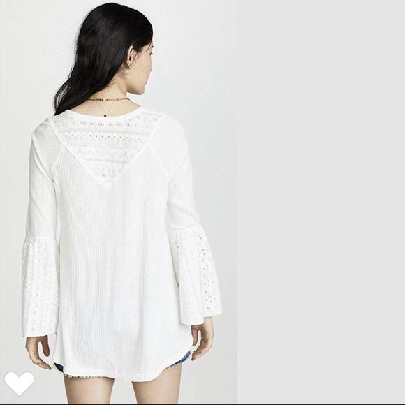 Free People Parisian Nights Blouse Top White Size M NWOT boho bell sleeves lace - Picture 3 of 7